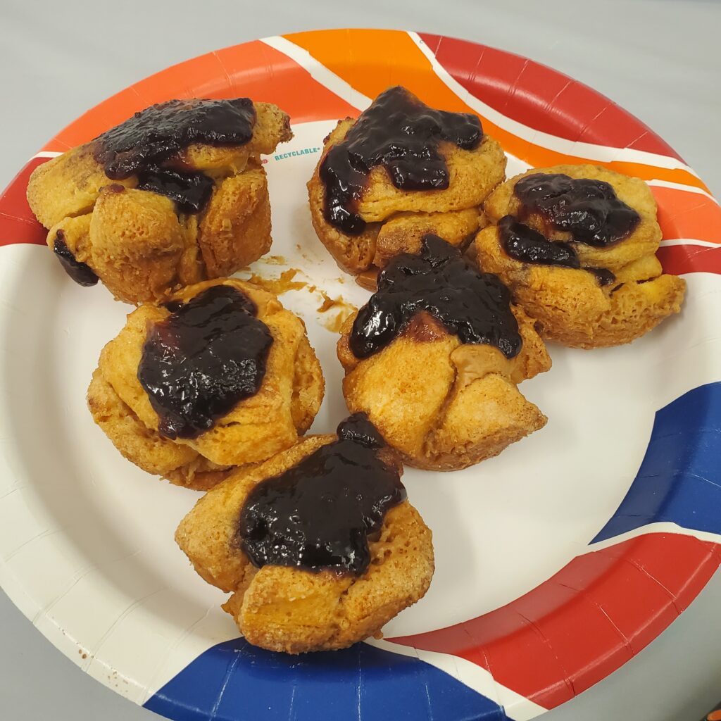 Peanutbutter and Jelly Pull Aparts.
